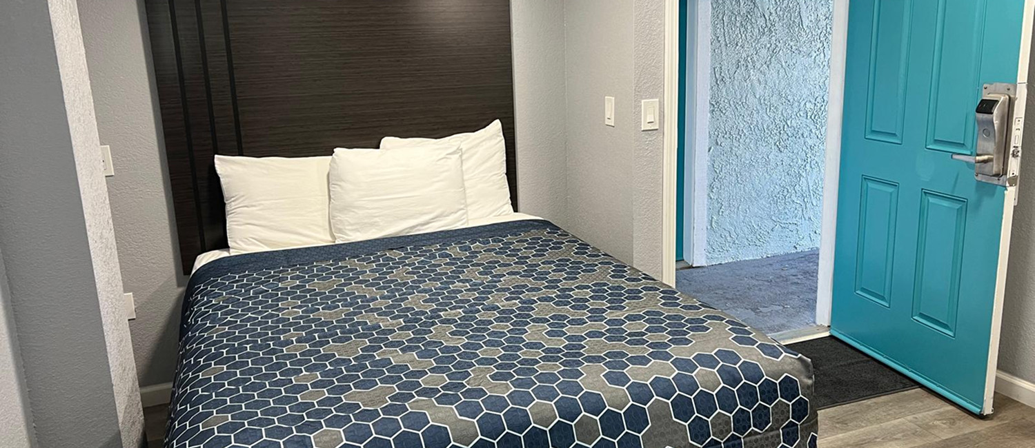 Enjoy A Relaxing Stay With Our Spacious Guestrooms